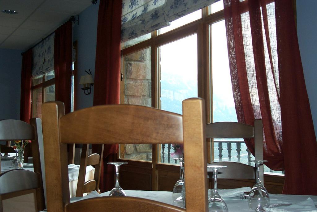 Hotel Palazio Nerín Buitenkant foto