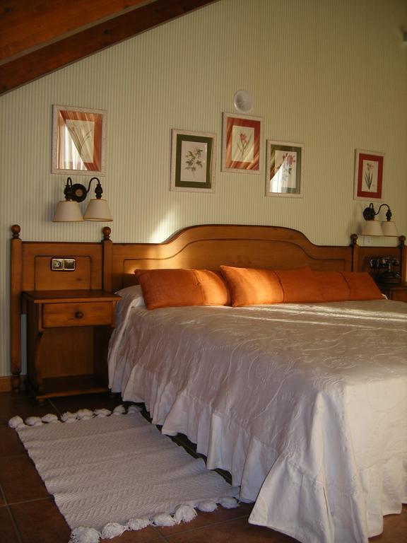 Hotel Palazio Nerín Buitenkant foto