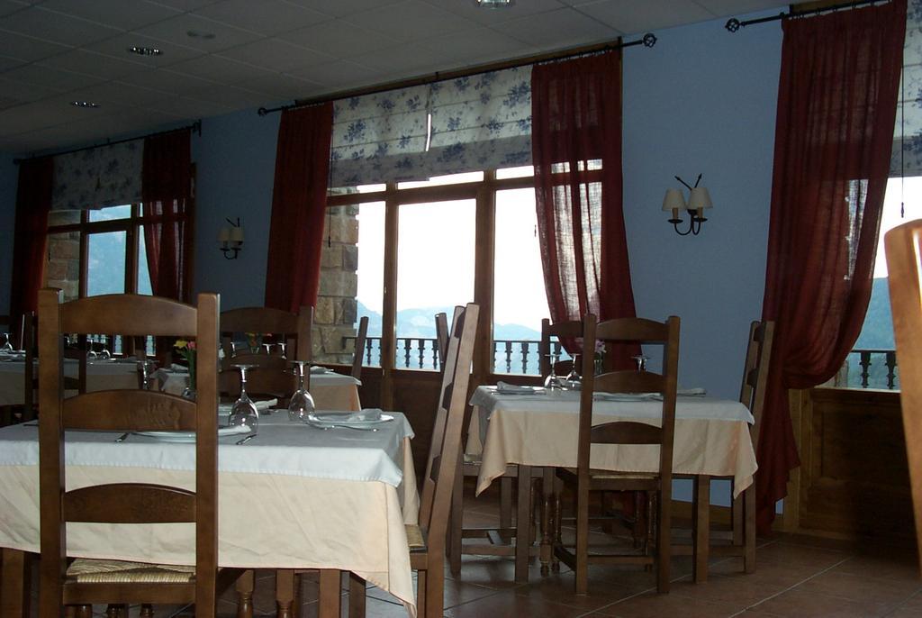 Hotel Palazio Nerín Buitenkant foto